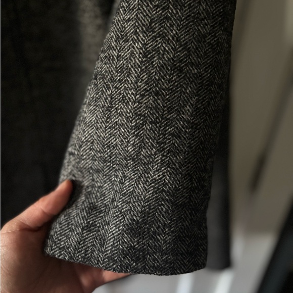 Zara Black and Gray Herringbone Coat - Picture 7 of 7